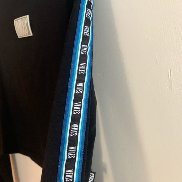 💸VFILES Mock Neck Crop Top - Picture 2 of 2